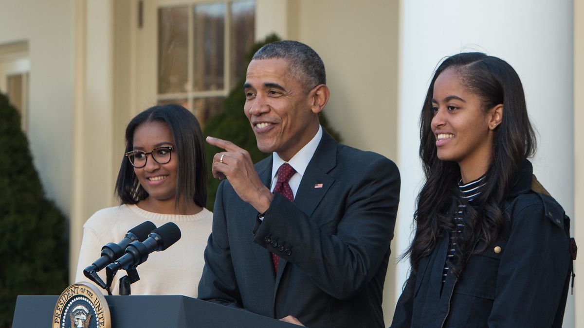 preview for Barack Obama’s Top 5 Dad Moments