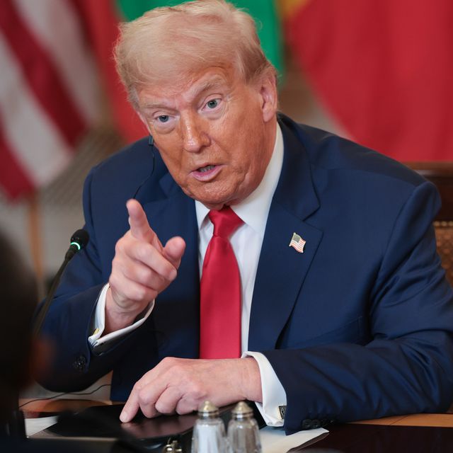 president trump meets with visiting african leaders at the white house