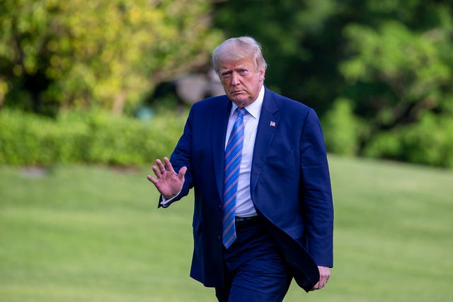 president trump returns to the white house from bedminster golf course