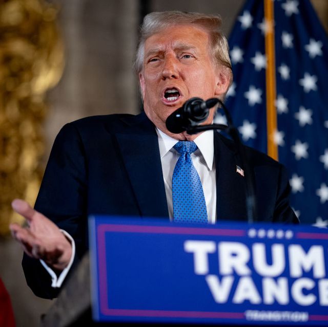 president elect trump speaks to the press at mar a lago