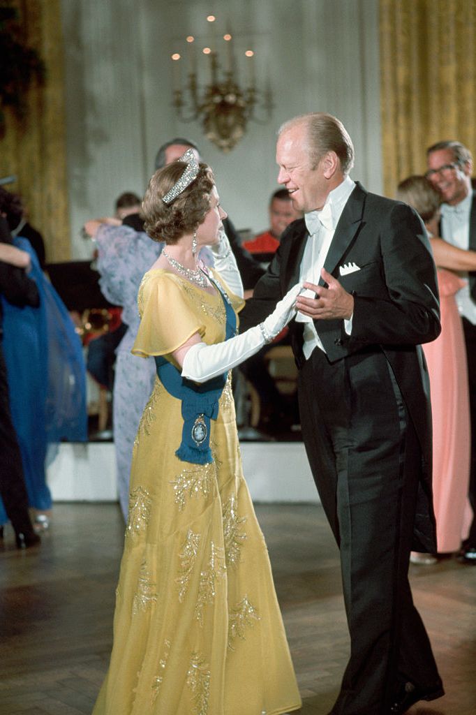 president ford dancing with queen elizabeth