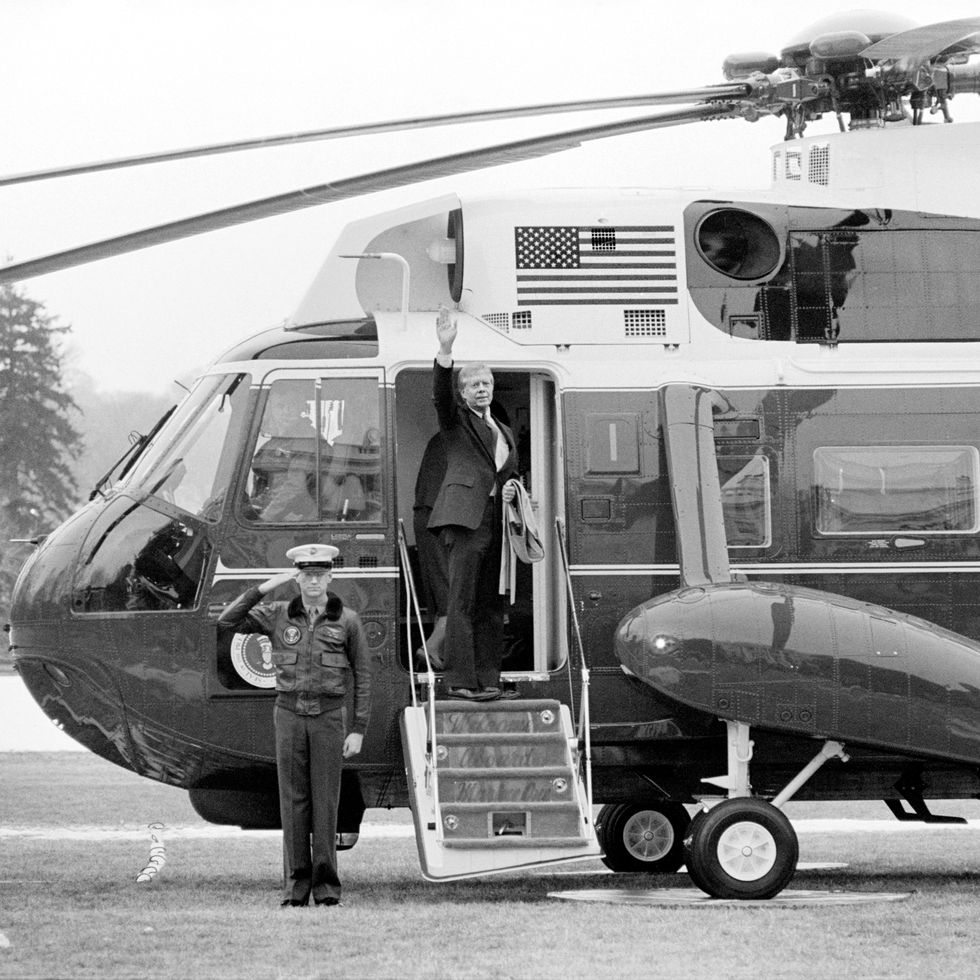 us president jimmy carter waving goodbye as he departs the white house, washington