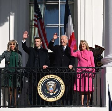 us president joe biden and first lady jill biden welcome french president emmanuel macron and his wife brigitte macron to the white house