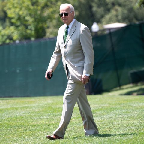 biden on the south ﻿lawn before departing for delaware