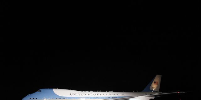 The Pros and Cons: Air Force One v. Air Force Two - Bloomberg