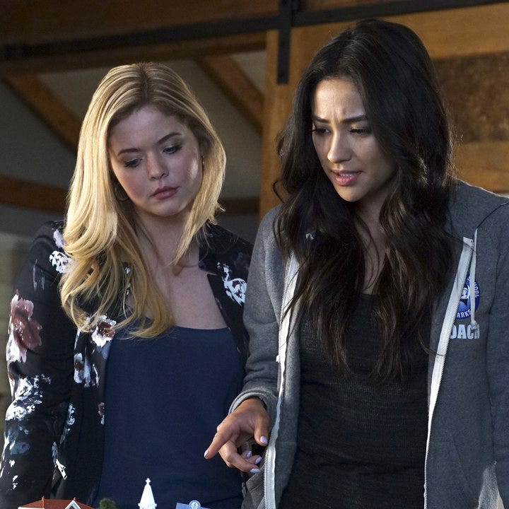 Pretty Little Liars spin-off reveals what happened to Alison and Emily ...
