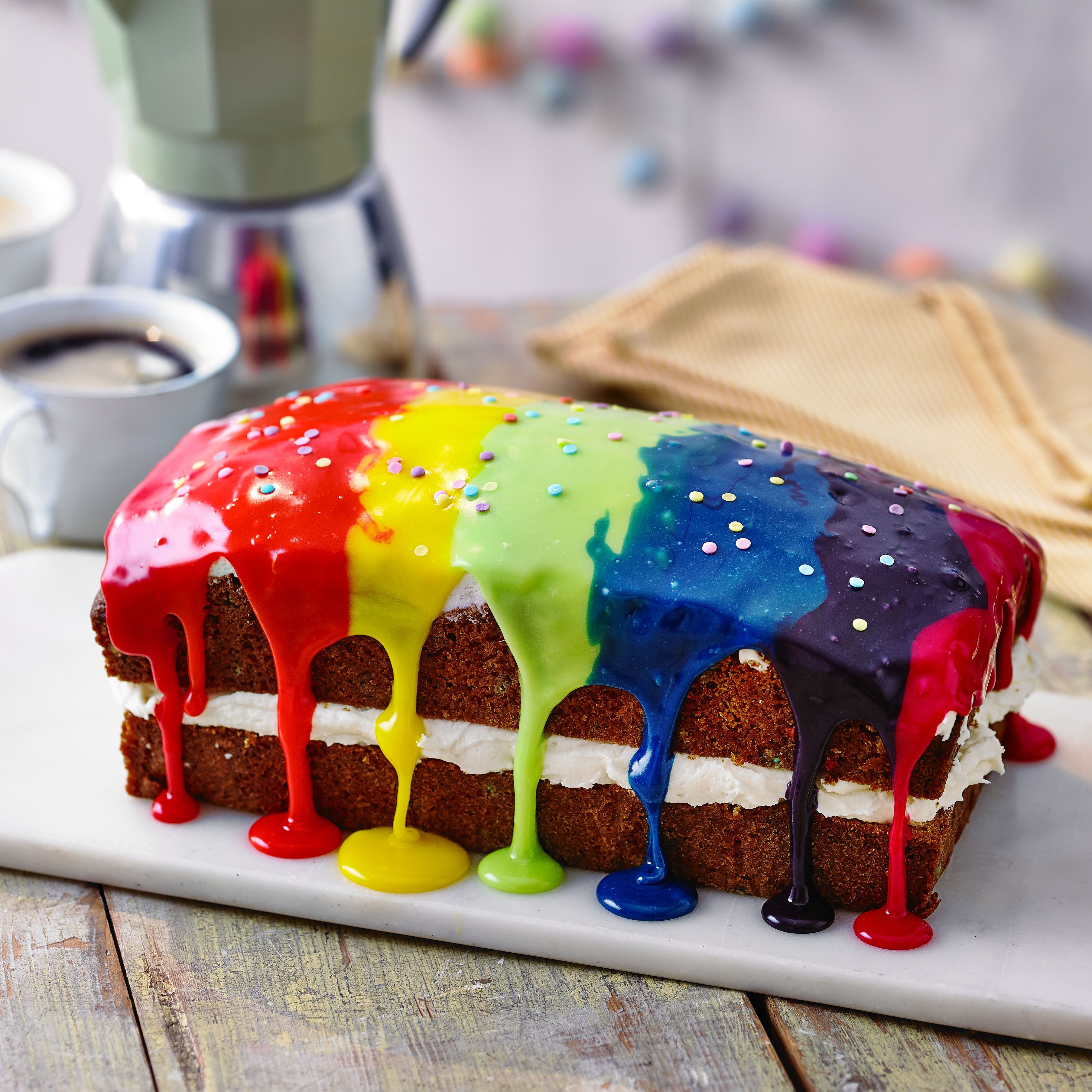 Book review: Kids' Birthday Cakes - Supergolden Bakes
