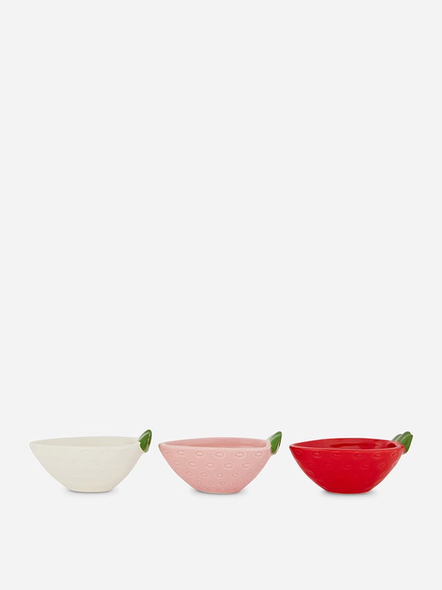 la vajilla viral de primark con formas vegetales tiene cuencos, platos y piezas muy baratas y coloridas