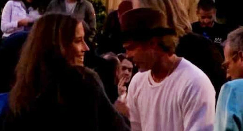 primeras imágenes de brad pitt y nicole poturalski juntos