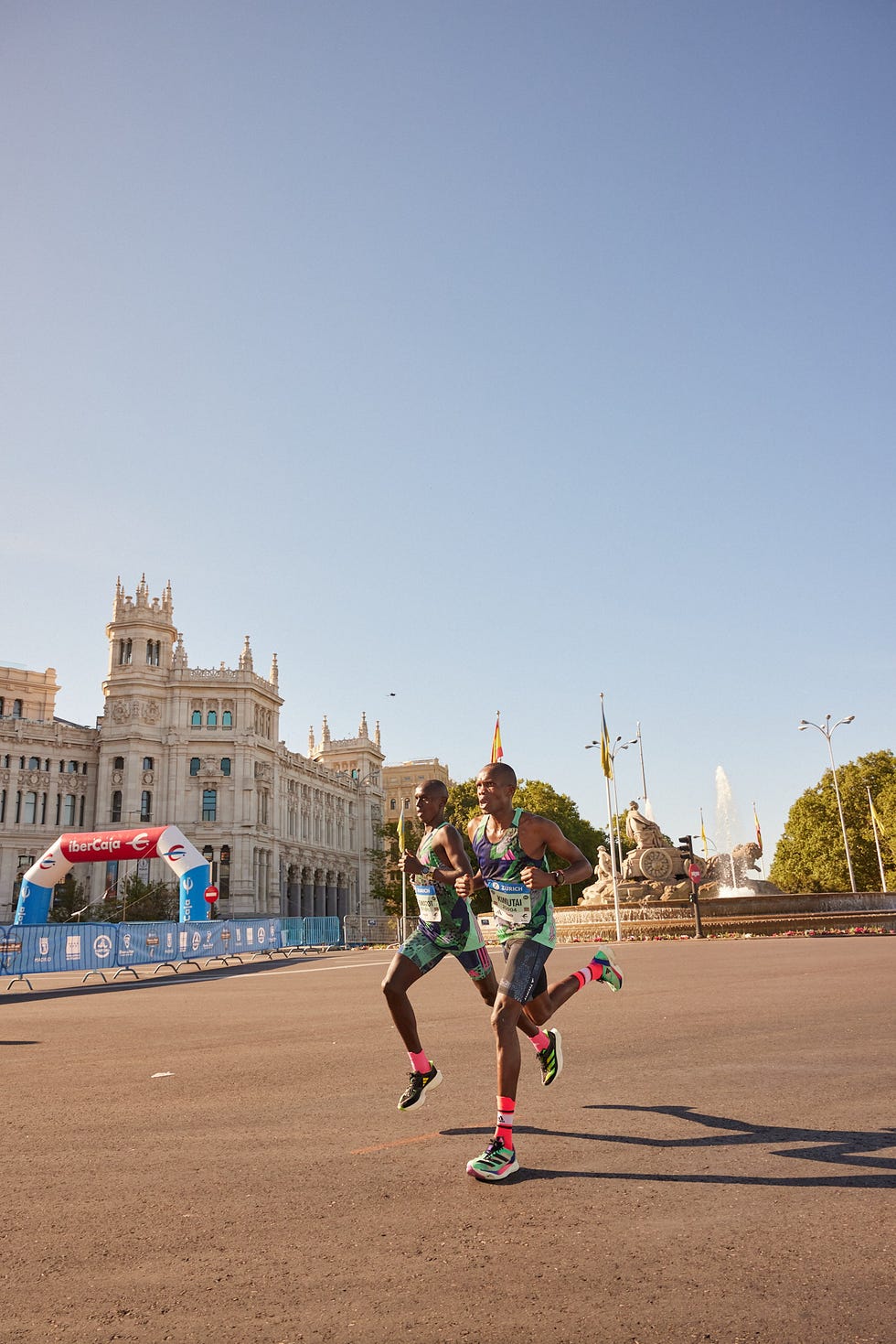 marta galimany en la meta del maratón de madrid