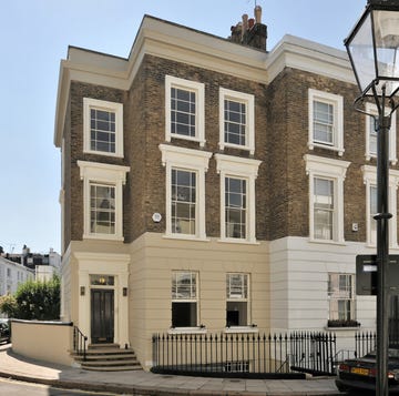 house for rent on the street where paddington was filmed in primrose hill