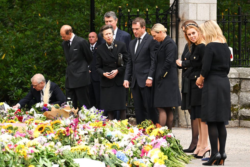 the nation mourns the death of queen elizabeth ii saturday