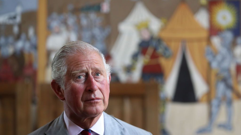 preview for Prince Charles Draws Crowds to an Outlet Store in London