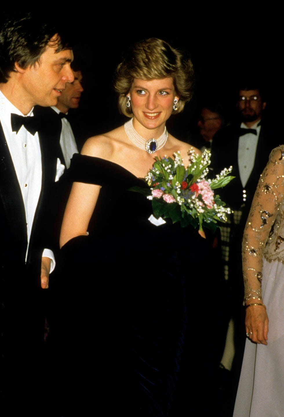diana travolta dress kensington palace