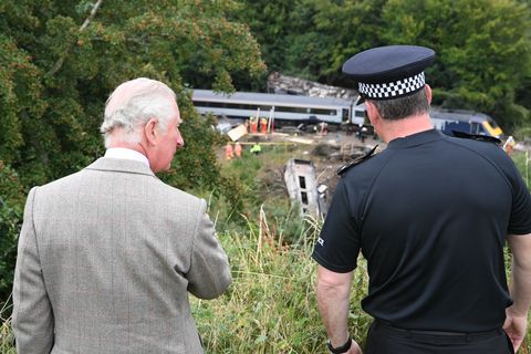 prince of wales visits site of train crash at stonehaven
