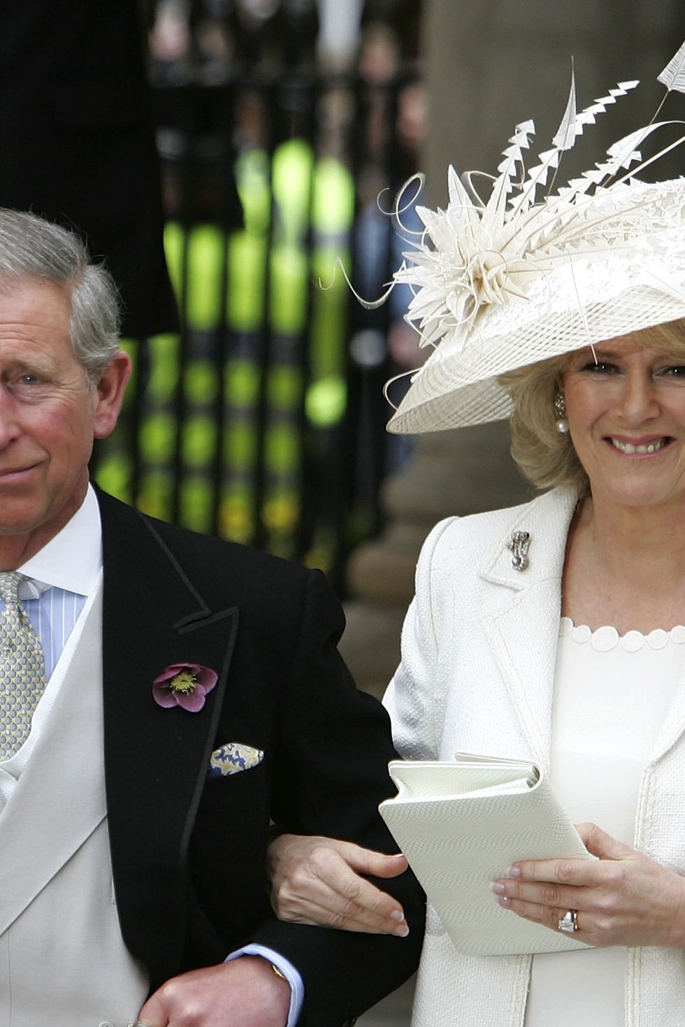 hrh prince charles mrs camilla parker bowles marry at guildhall civil cer