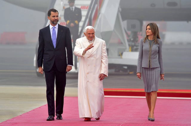 pope benedict xvi visits santiago de compostela