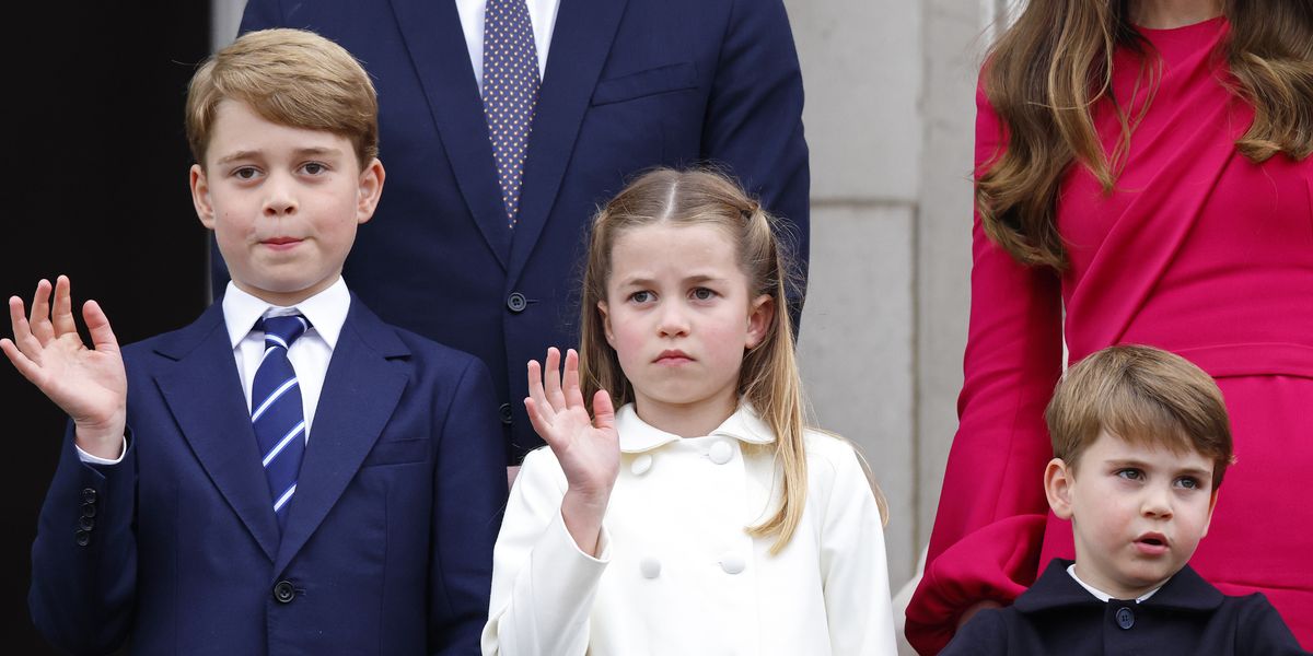 Уэльские сегодня последние новости принц и принцесса. Принц Джордж 2022. Кейт Миддлтон и принц Джордж 2022. Принц Луи Кембриджский. Принц Джордж Кембриджский 2022.