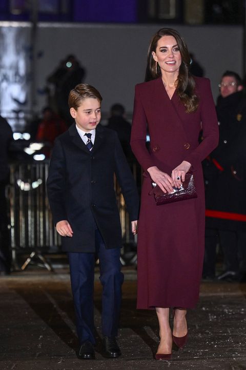 Die britische Königsfamilie besucht den Weihnachtsgottesdienst „Together at Christmas“.