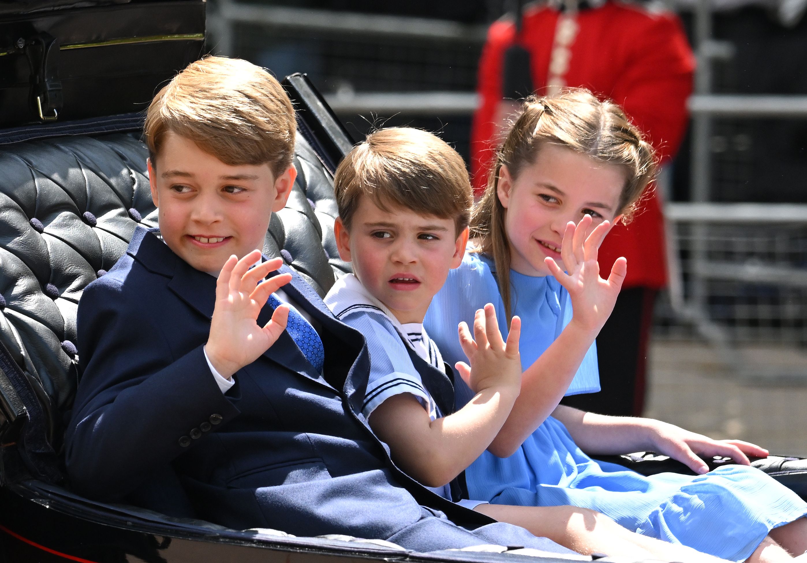トゥルーピング・ザ・カラーが開催 パレードにジョージ王子、シャーロット王女、ルイ王子が初登場 | カルチャー | ELLE ［エル デジタル］