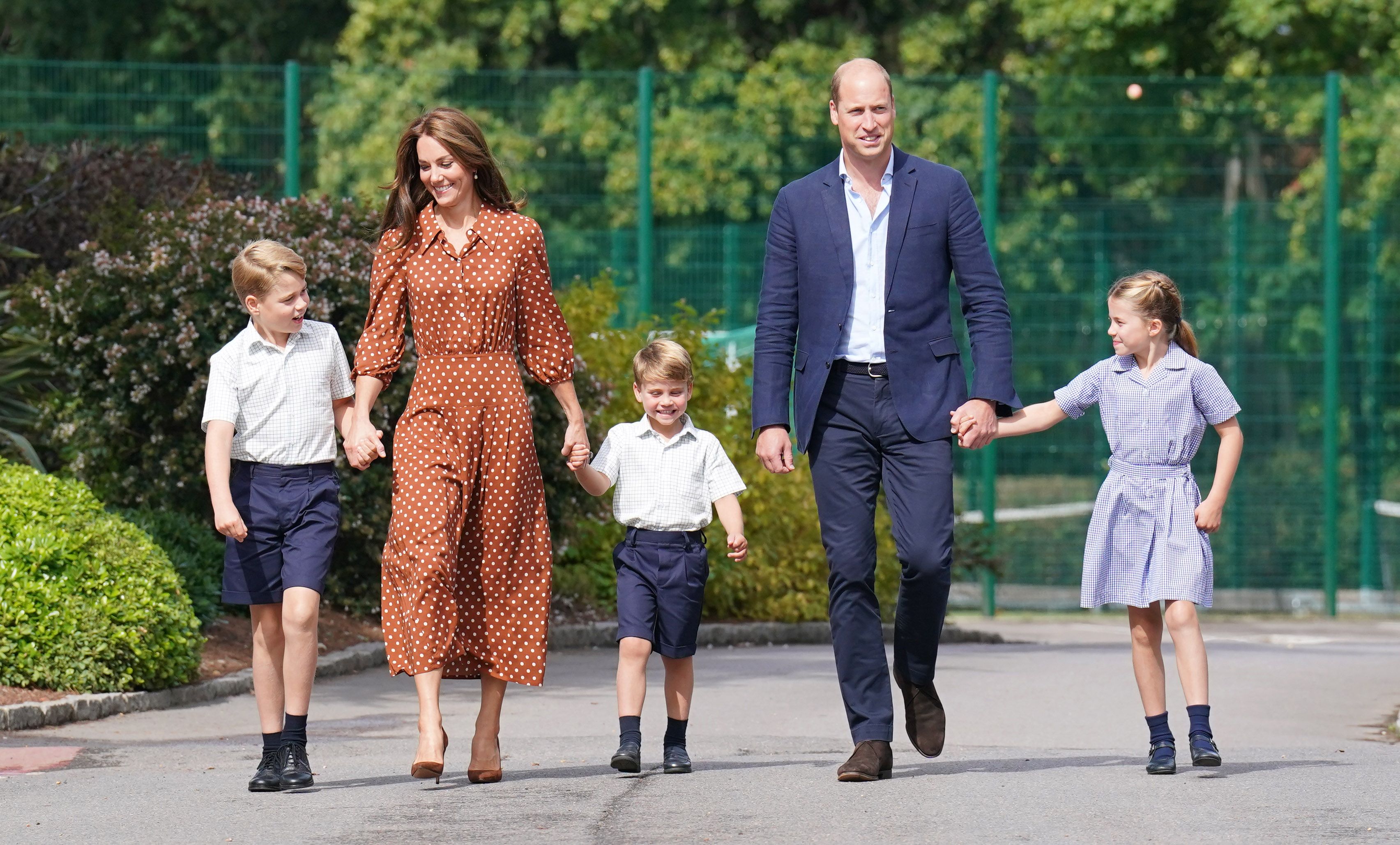 ロイヤルドルトン・イギリス王室・キャサリン妃と二人の王子王女