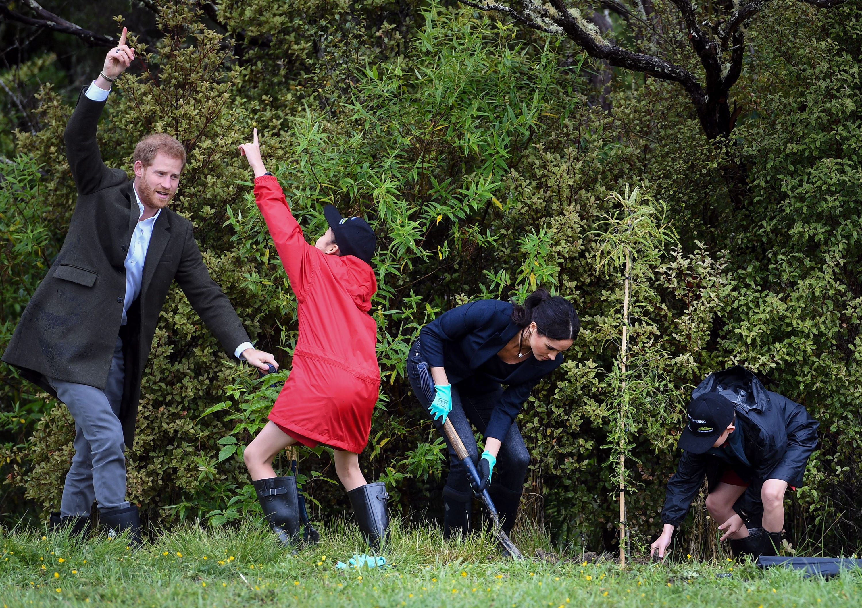 Meghan Markle’S Royal Rebellion: Why She’S Still Making Headlines - j1gp09h