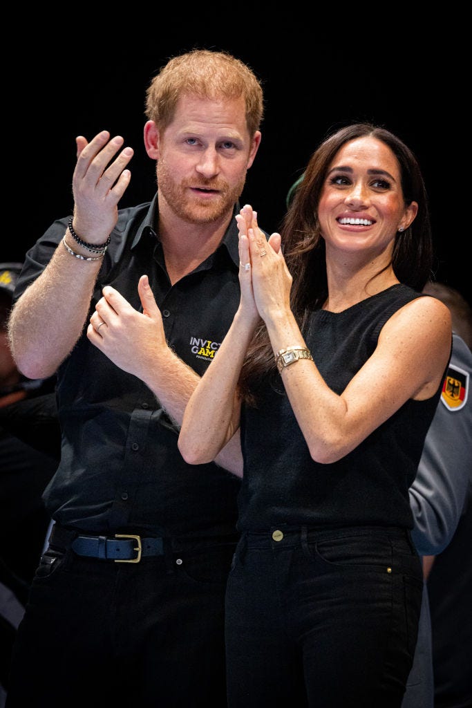 Why Meghan Markle Isn't Wearing Engagement Ring With Harry at Invictus ...