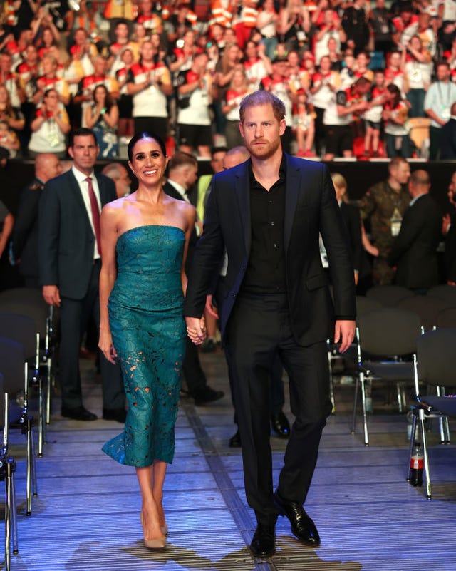 Harry and Meghan release their 2025 Christmas card