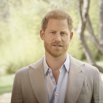 prince harry speaks at the sports give back awards
