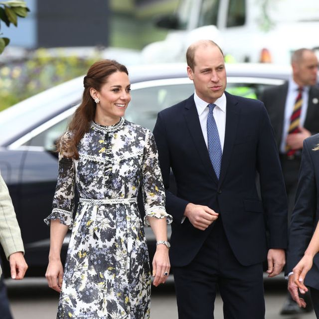 Kate Middleton, in Erdem, Shows Queen Elizabeth Her 2019 Chelsea Flower ...