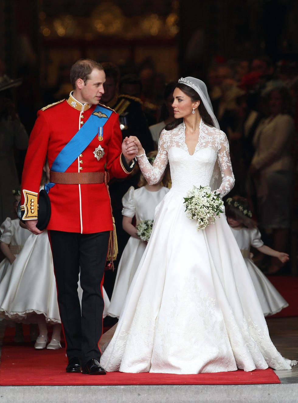 kate middleton wedding dress