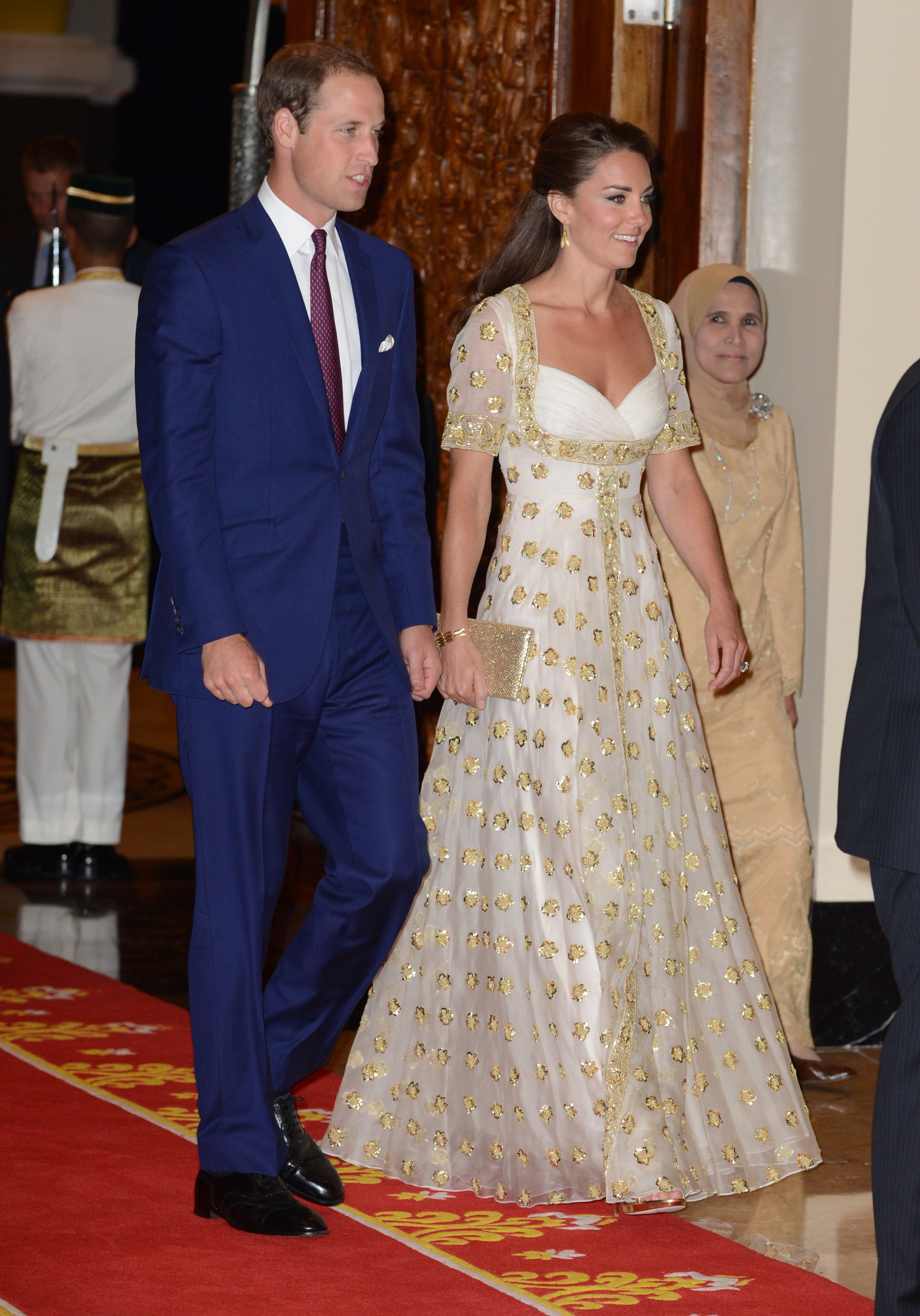 Kate middleton alexander mcqueen hotsell blue dress