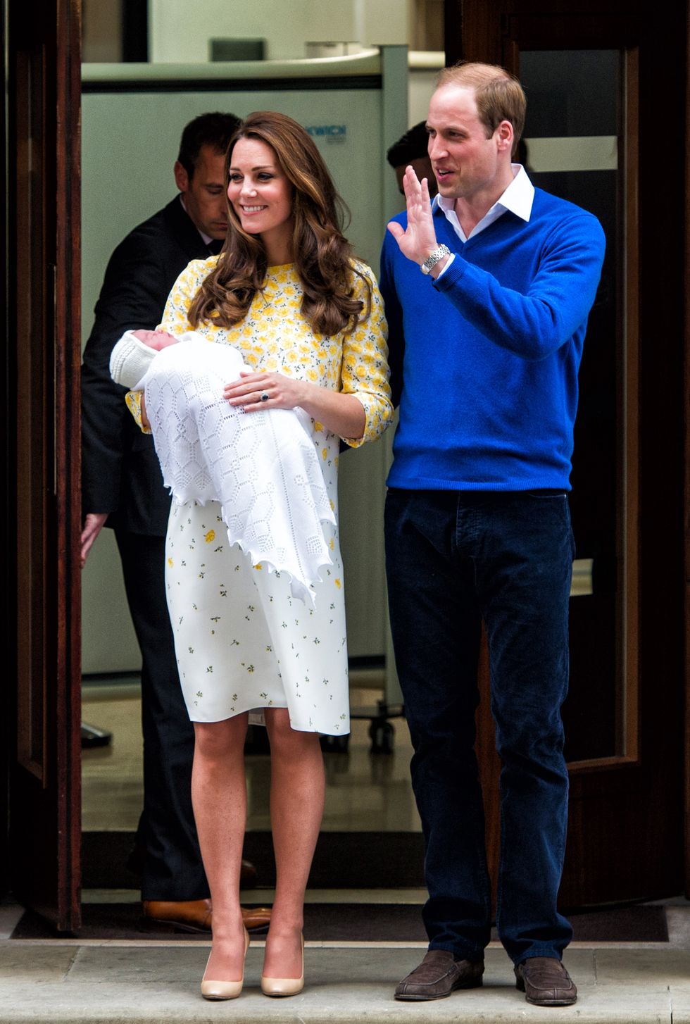 the duke and duchess of cambridge depart the lindo wing with thier second child