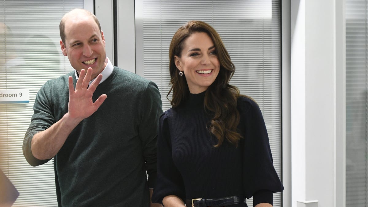 preview for Kate wears Alexander McQueen as she joins Prince William at the King's Coronation