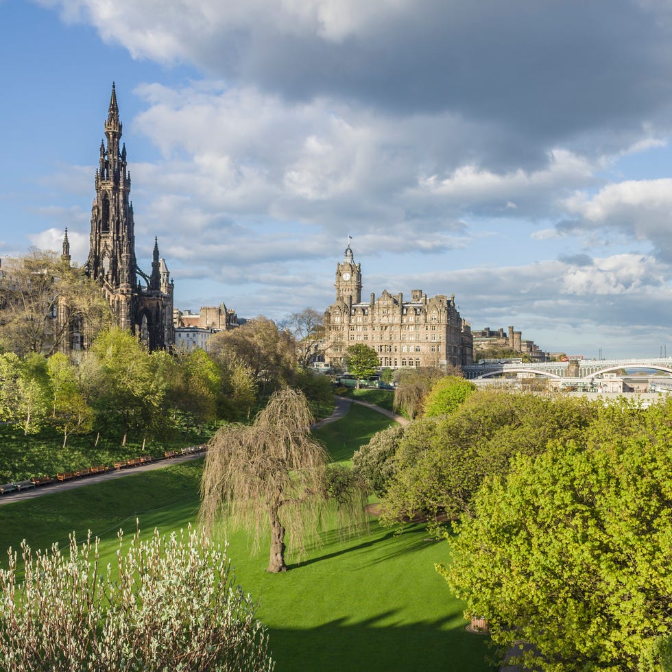 princes street gardens edinburgh