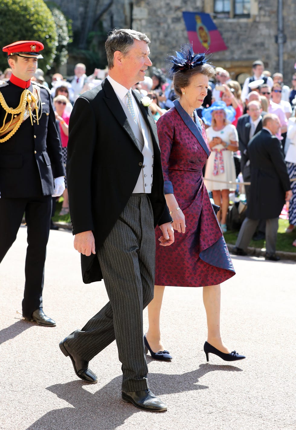 Fashion, Suit, Event, Street fashion, Headgear, Dress, Hat, Costume, Formal wear, Tradition, 