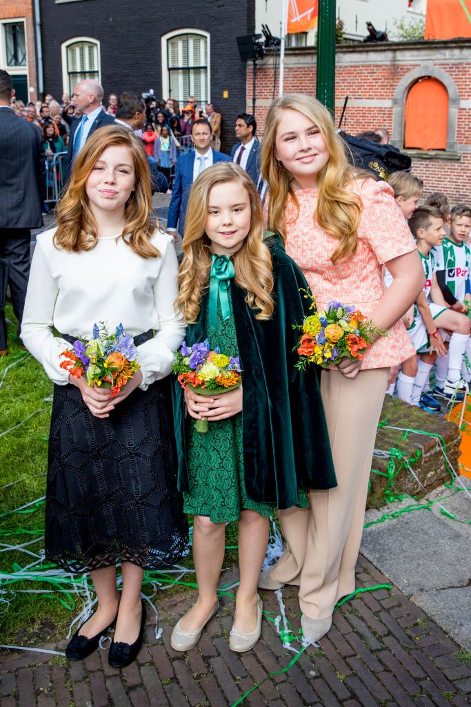 prinses amalia, prinses alexia en prinses ariane tijdens koningsdag 2018 in groningen