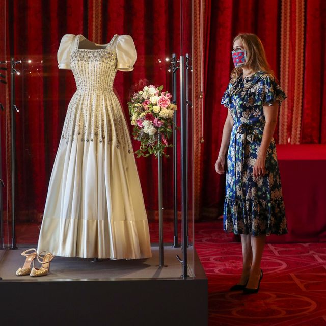 princess beatrice's wedding dress goes on display at windsor castle