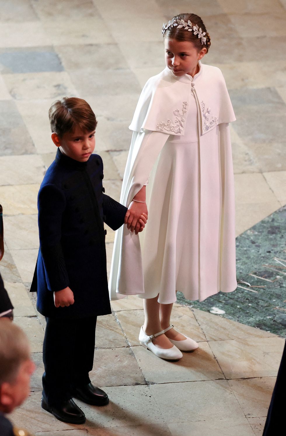 princess charlotte coronation holding hands prince louis