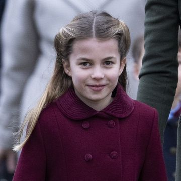 royal news principessa charlotte somiglianza regina elisabetta