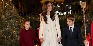 the royal family attend carol service