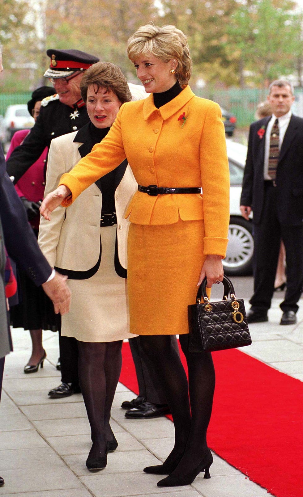 diana wears versace dior