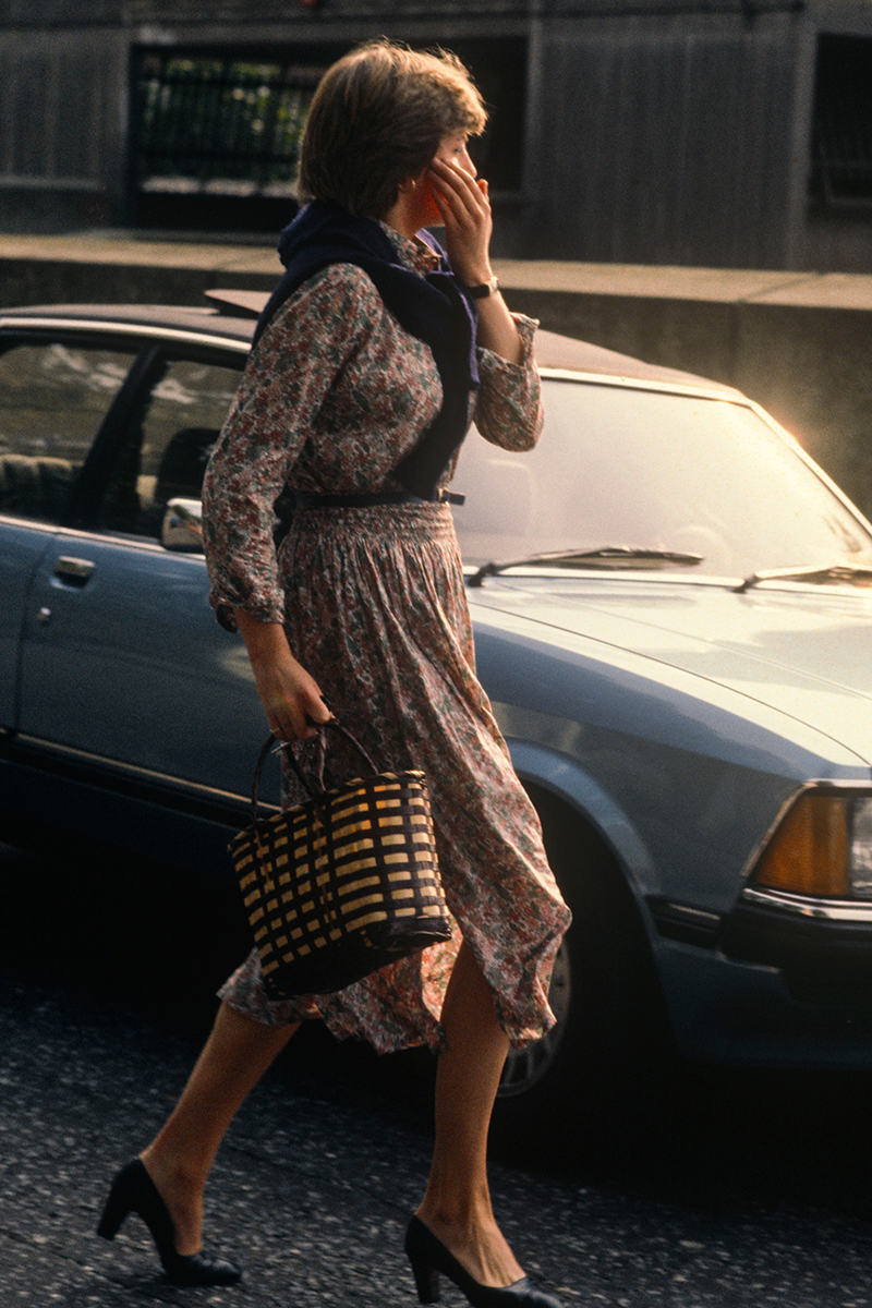 princess diana's best fashion moments and outfits before becoming a member of the royal family, in her lady diana spencer days