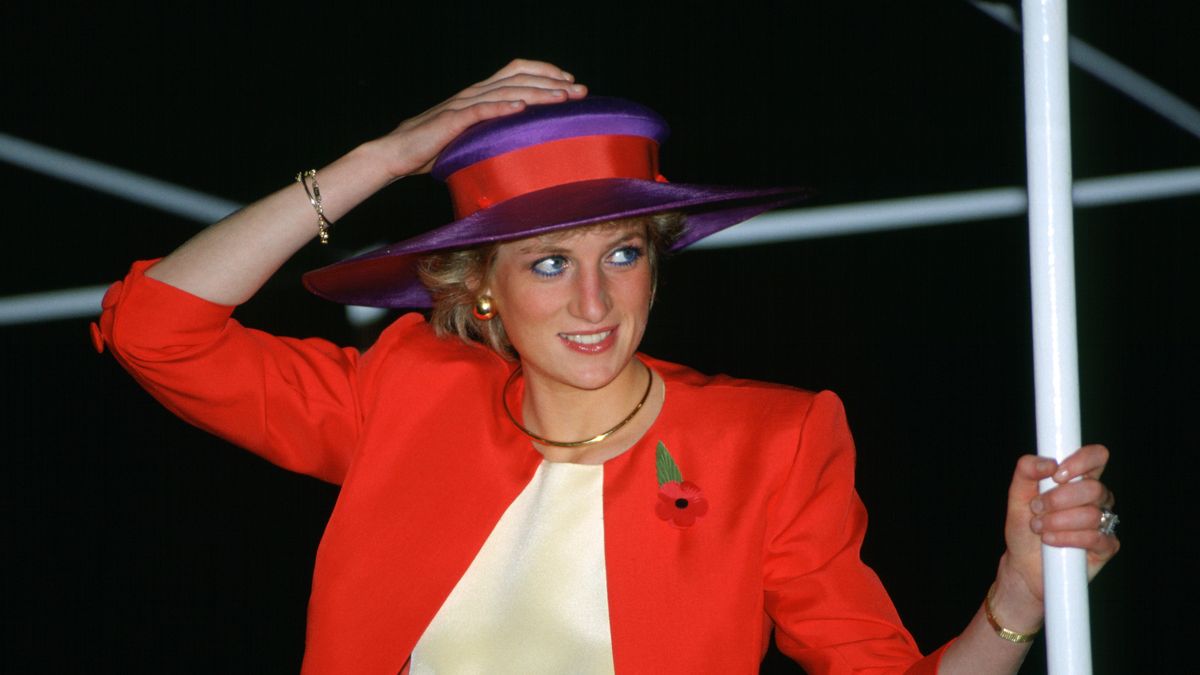 Lady Diana look: gli abiti in vendita in una nuova asta