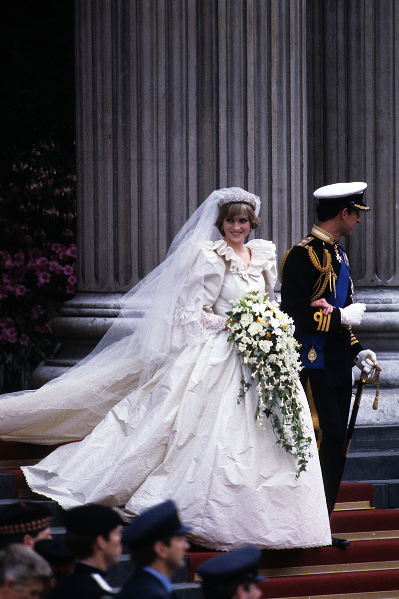 We've finally seen Princess Diana's secret, second wedding dress