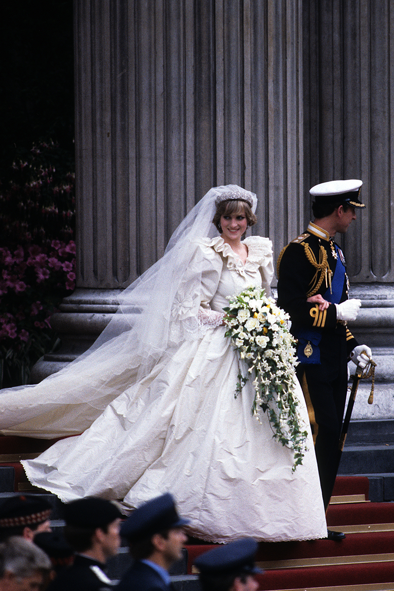 We've finally seen Princess Diana’s secret, second wedding dress