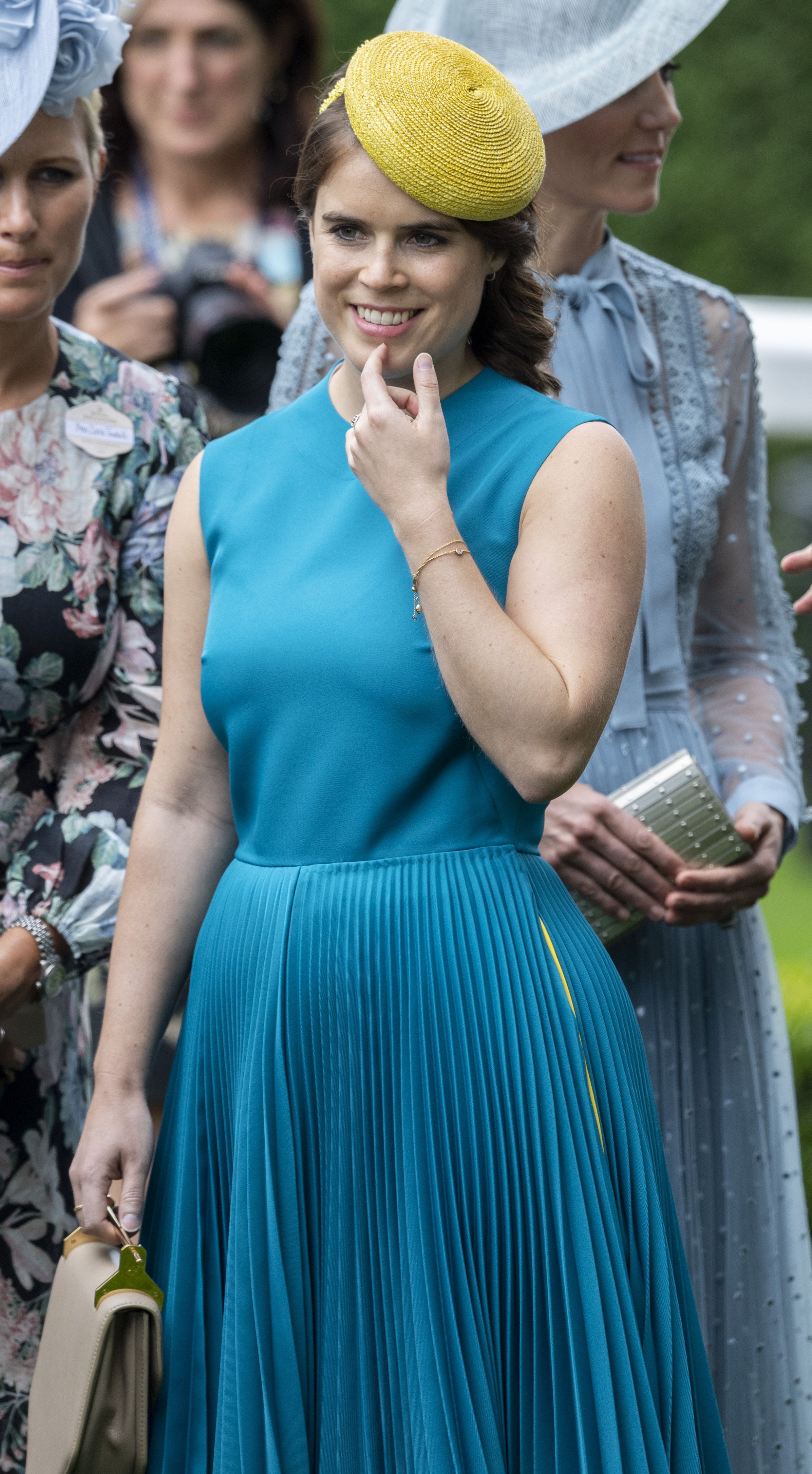 Princess Beatrice and Princess Eugenie Wear Blue to Royal Ascot 2019