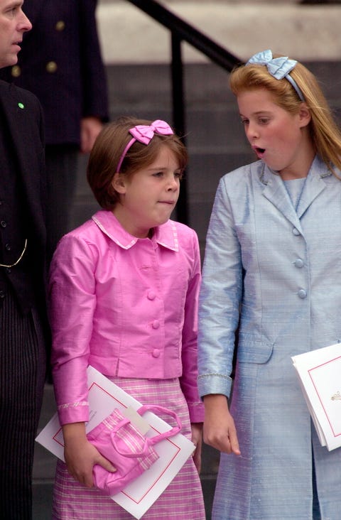 princess eugenie yawning and beatrice