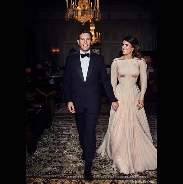 Princess eugenie store evening wedding dress