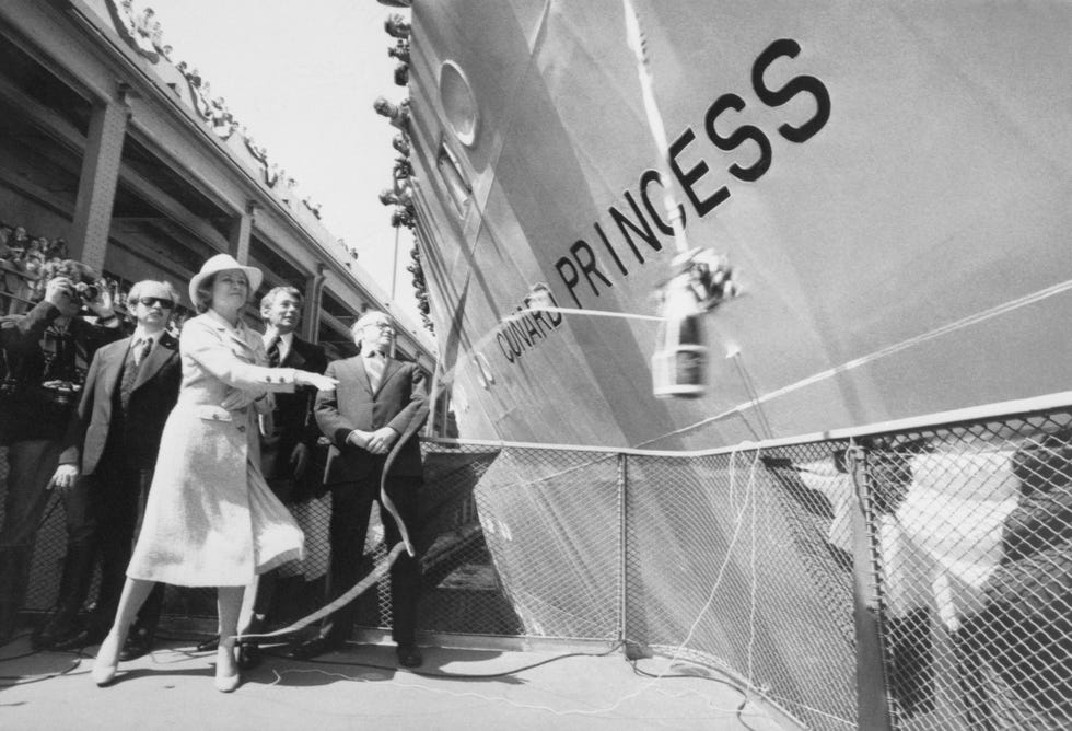 grace kelly smashing a champagne bottle